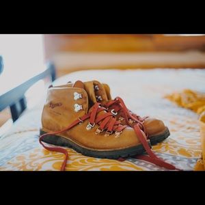 Danner hiking boots size 11
